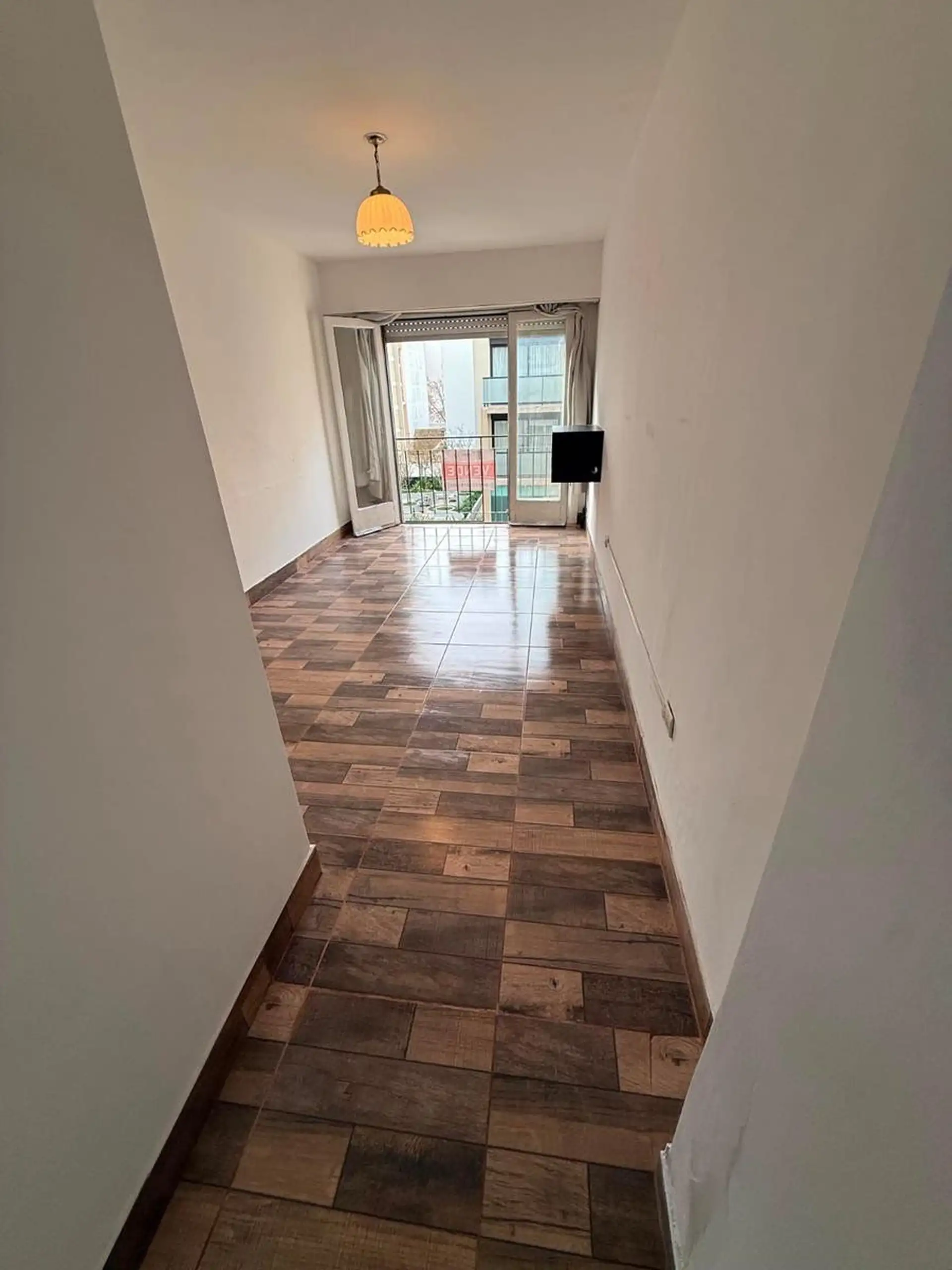 Venta departamento 1 ambiente - A la calle - Estado original - Aldrey - Terminal vieja