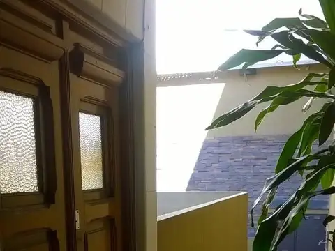 Depto Tipo Casa en Alquiler de 2 dormitorios