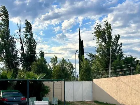 SE VENDE QUINCHO AMOBLADO C/ PILETA EN CATAMARCA