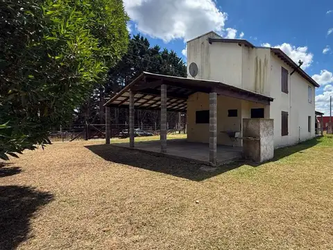 Depto Tipo Casa en Venta de 6 ambientes