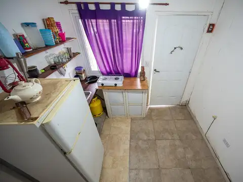 Casa 2 ambientes con 2 baños