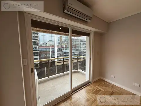 Departamento en Alquiler con 1 cocheras
