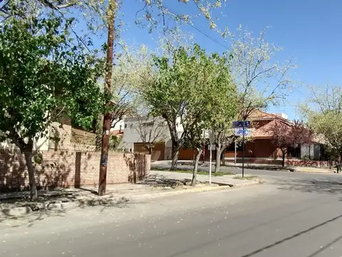INCREIBLE CASA EN VENTA EN ALTO DORREGO