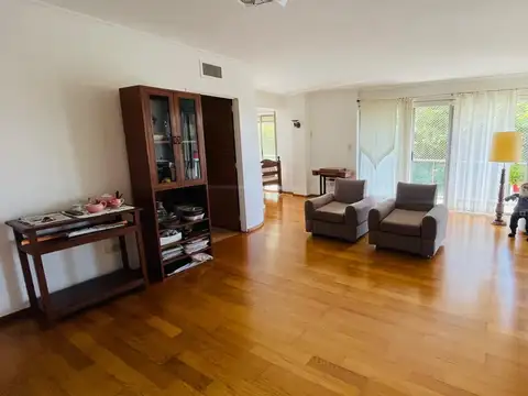 Venta-Departamento 3 dormitorios con cochera en Barrio Martin