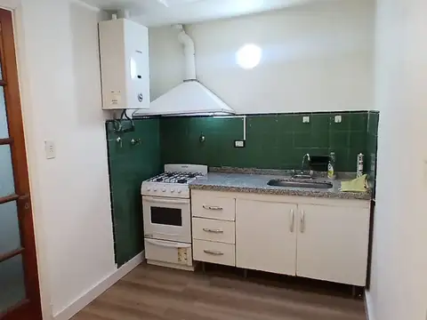 Depto Tipo Casa en Alquiler de 2 ambientes