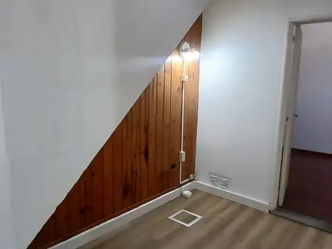 Depto Tipo Casa en Alquiler 36 años