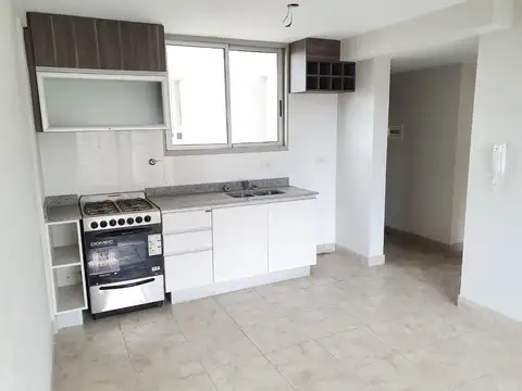 Departamento en Alquiler en Parque Chacabuco, $ 1.100.000