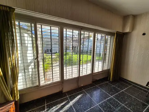 Avenida Marquez al 200 San Isidro