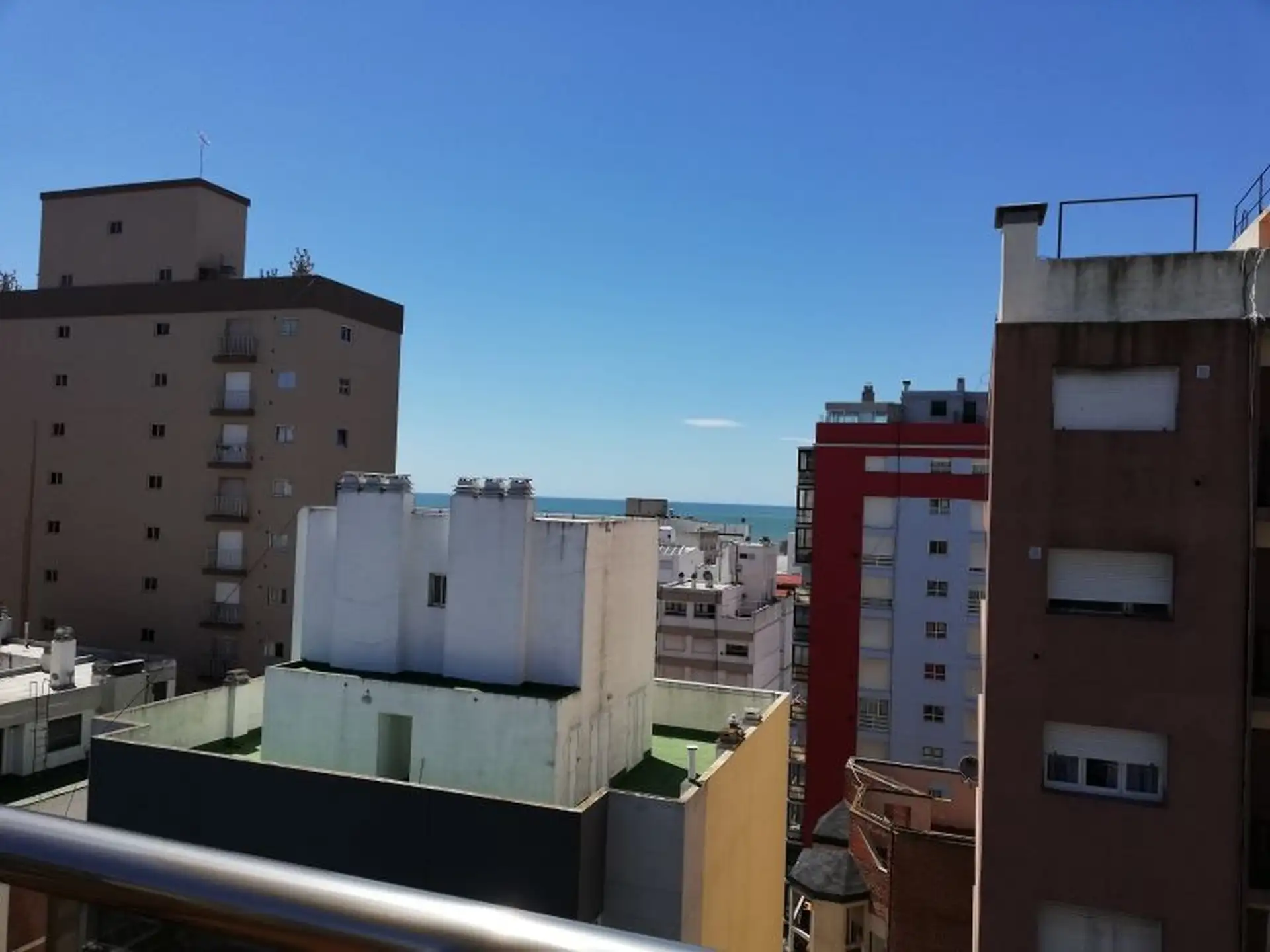 Departamento 3 amb, 87m² con cochera — La Perla Sur