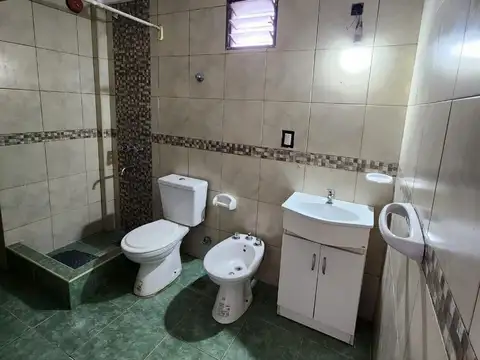 Departamento de 2 amb. amplios  en San justo