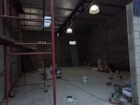 Alquiler de galpón tinglado 100 m²