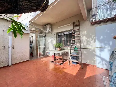 MUY BUEN PH PB FRENTE 3AMB S/EXPENSA + OFFICE PATIO PARRILLA