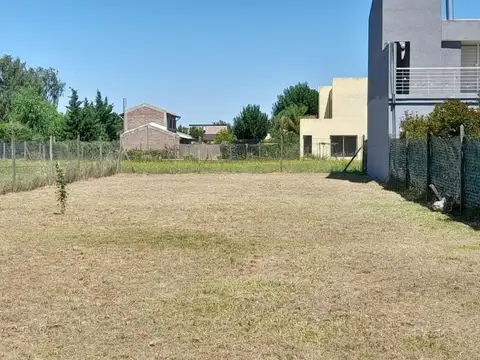 Lote en Las Tardes - Roldan