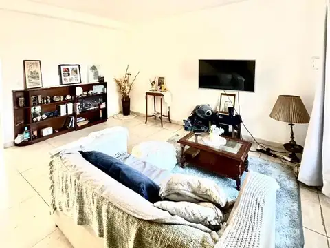 Depto Tipo Casa en Venta de 4 ambientes