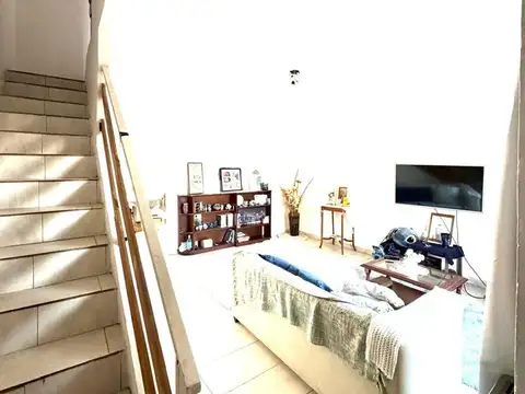 Depto Tipo Casa 4 ambientes con 1 baño