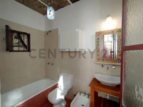 Departamento 4 ambientes con 2 baños