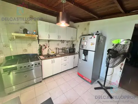 Casa en Venta con 1 cochera