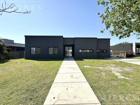 Casa en venta sobre lote interno Barrio Norte El Canton, Escobar