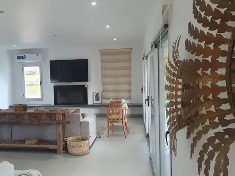 Casa en Alquiler Temporal en Costa Esmeralda, USD 6.500