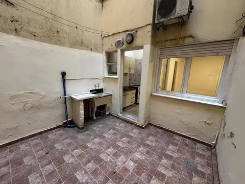 Monoambiente con patio en Villa Crespo
