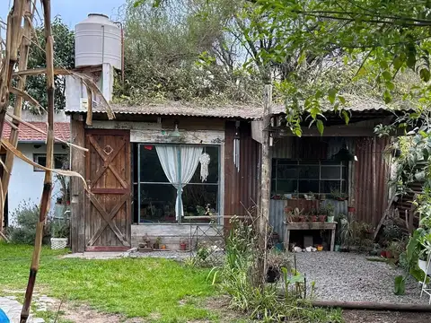 Casa en Alquiler con 1 cochera