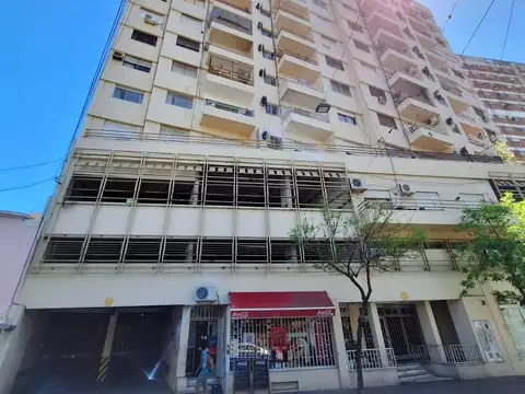 Cochera en  venta, corrientes y pellegrini, excelente ubicación y precio