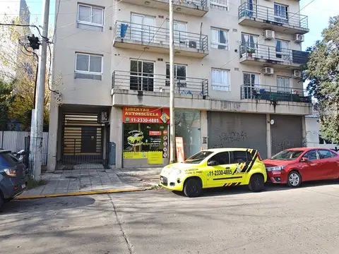 Libertad 500, Piso PB