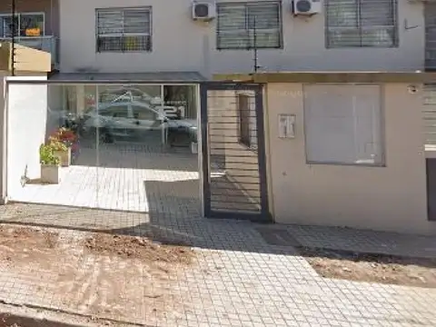 Cochera en venta - 12,5Mts2 - Bernal