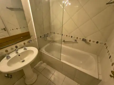 Departamento 3 ambientes con 2 baños