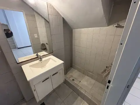 Depto Tipo Casa en Venta 50 años