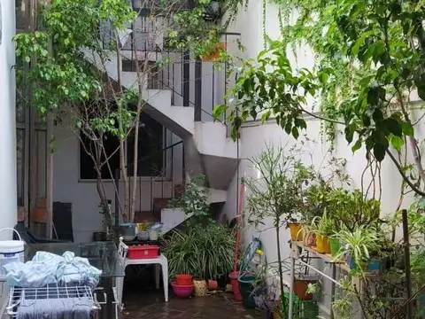 Casacuberta 3100 Parque Patricios 5amb U$175.000