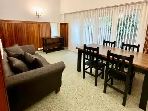 Hipólito Yrigoyen 2300, Piso Pb
