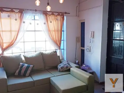 Casa en venta - 1 Dormitorio 1 Baño - Pergamino