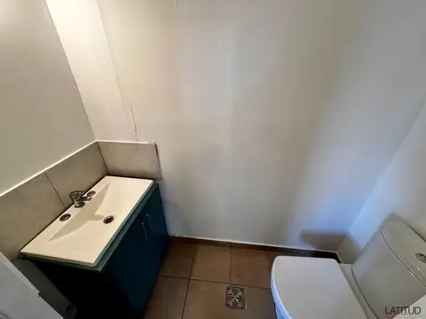 Casa en Alquiler con 1 cochera