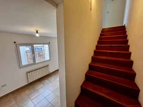 Dúplex de 2 dormitorios en calle Otero
