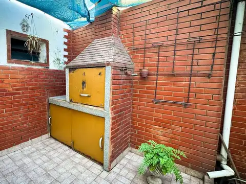 Depto Tipo Casa en Venta en Flores, USD 120.000