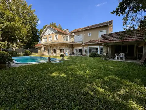 [Venta Casa 9 Ambientes + Dep | Pileta | Quincho | La Lucila / Olivos]