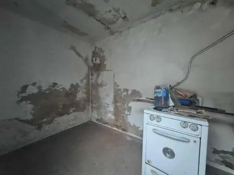 Depto Tipo Casa en Venta en Valentin Alsina, USD 44.000