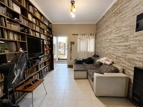 Casa 7 ambientes con 4 baños