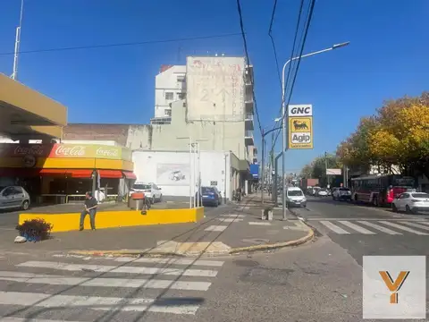 Avenida Crovara y 30 de Agosto