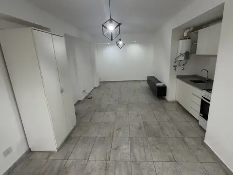 Mono ambiente muy amplio