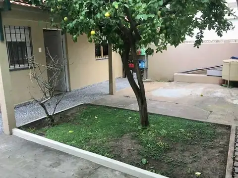 Depto Tipo Casa en Venta 12 años