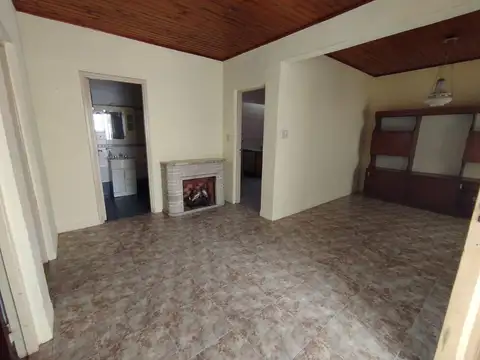 Depto Tipo Casa 4 ambientes con 1 baño