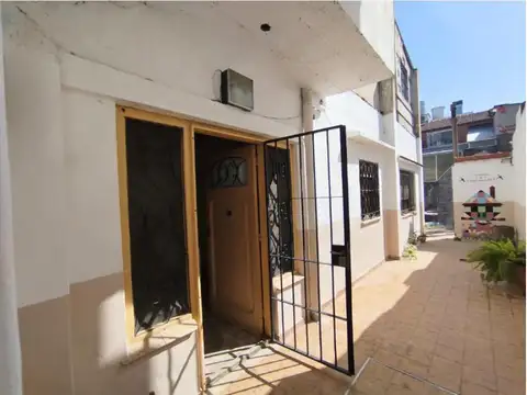 Depto Tipo Casa en Venta de 4 ambientes