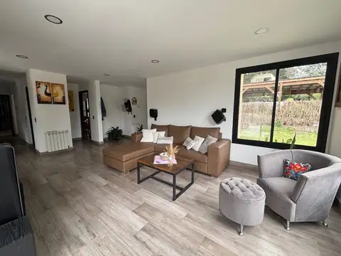 Casa en Venta en Sierra De Los Padres, USD 355.000