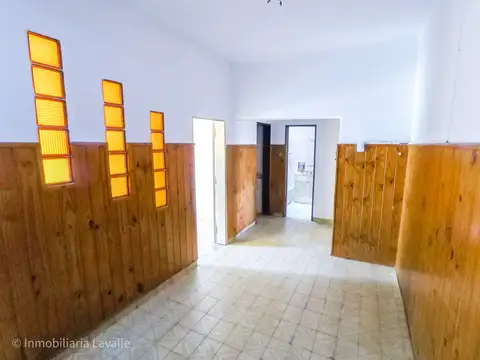 Casa en Alquiler en Ezpeleta Este, $ 750.000