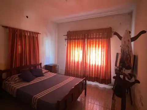 Venta Casa 4 ambientes Pilar Barrio Villa Astolfi, a metros de la estación a refaccionar