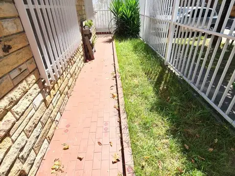 Casa en Alquiler en Villa Lynch, $ 900.000