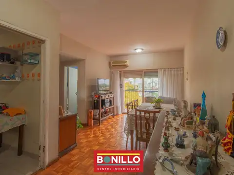 Carlos Antonio López 2400