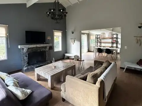 Casa en Venta en Valeria del Mar, USD 170.000